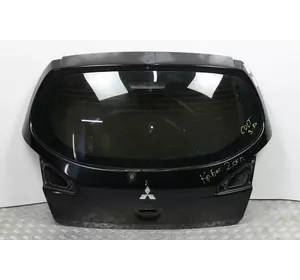 Крышка багажника 3D с небольшим дефектом Mitsubishi Colt (Z30) 2004-2012 5801A699 (2485)