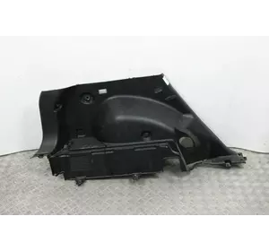 Обшивка багажника левая пластик Kia Sportage (SL) 2010-2015 857303U000WK (62757)