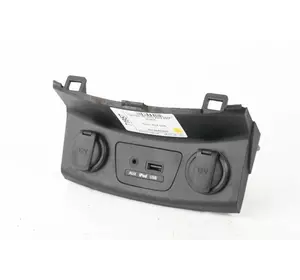 Блок AUX-USB Hyundai I30 (GD) 2012-2017 96120A5000 (71957)
