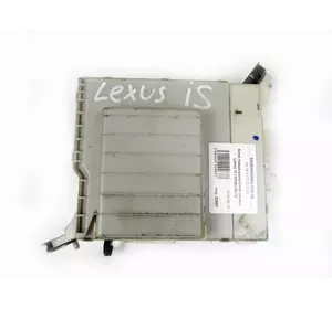 Блок предохранителей сервис Lexus IS (XE20) 2005-2012 8273053022 (20967)