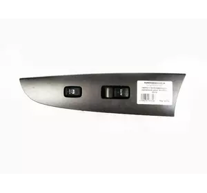 Кнопка стеклоподъемника одиночная передняя Lexus IS (XE20) 2005-2012 8403053020 (23762)