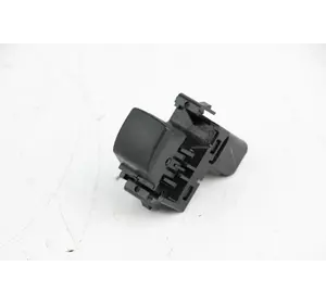 Кнопка стеклоподъемника одиночная задняя Mitsubishi Outlander (GF) 2012- 8608A242 (53996)